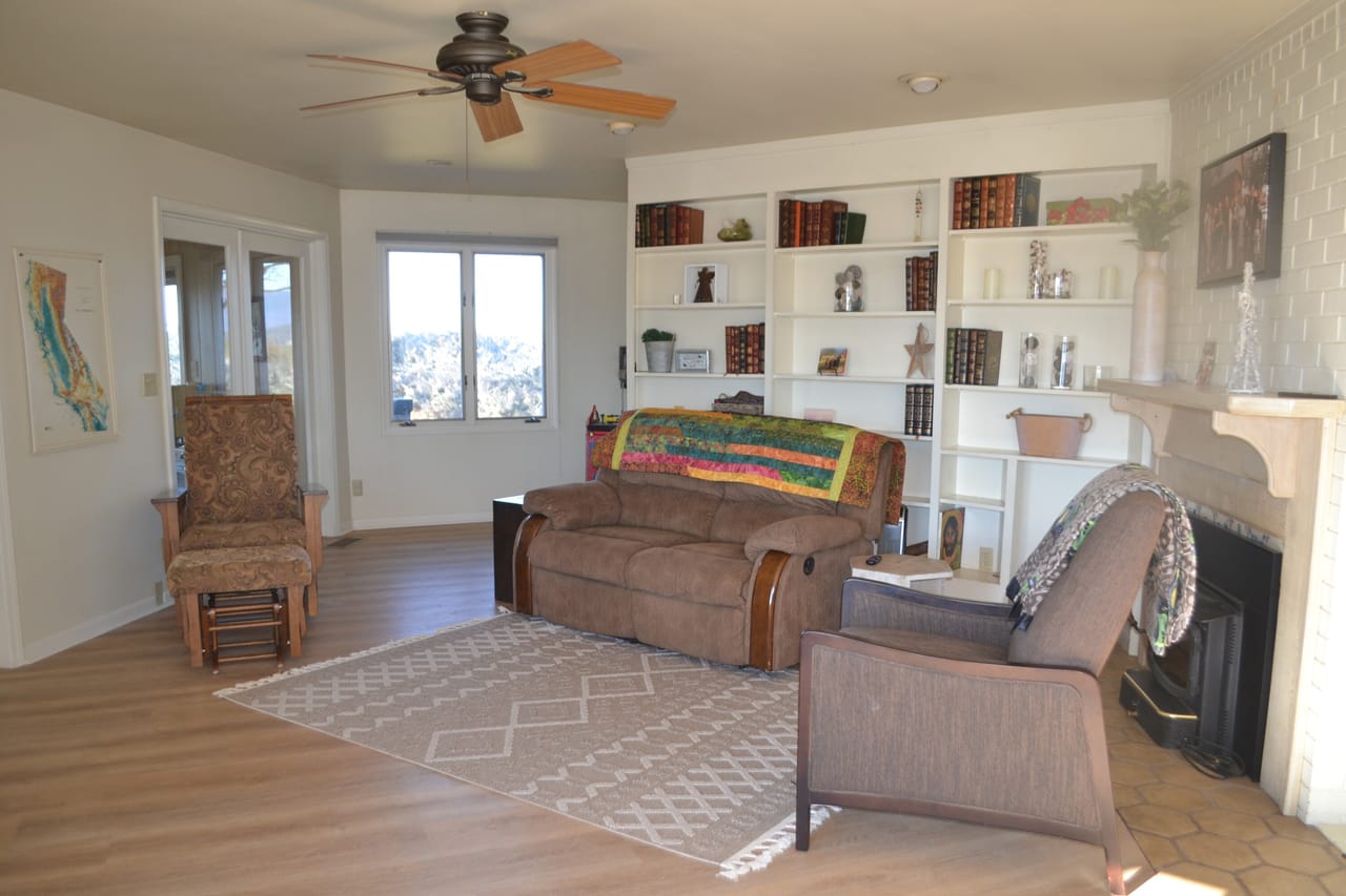 Listing Image 216