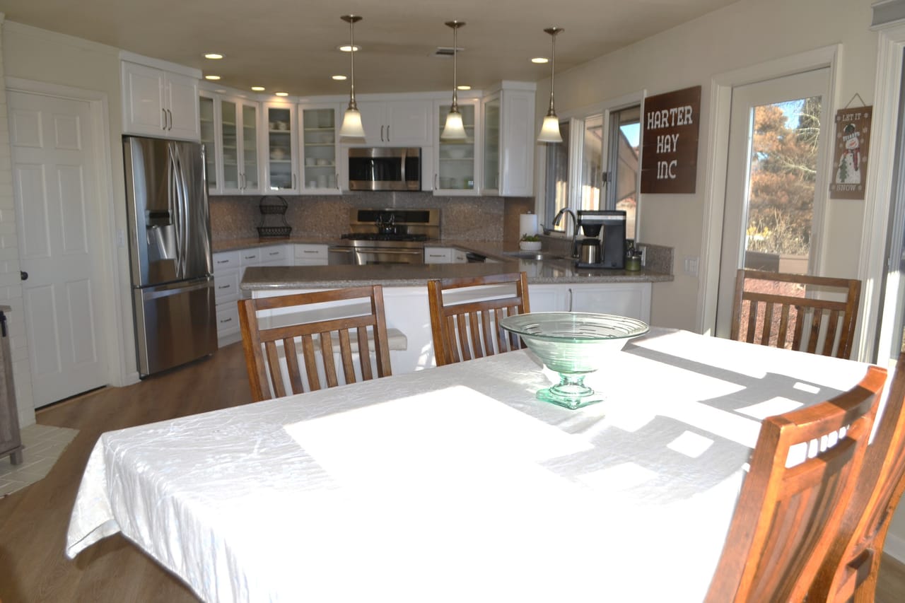 Listing Image 235