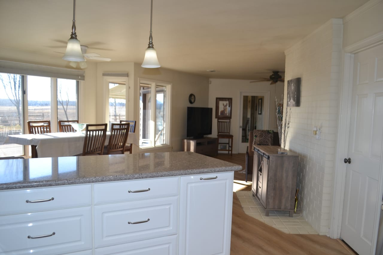 Listing Image 257
