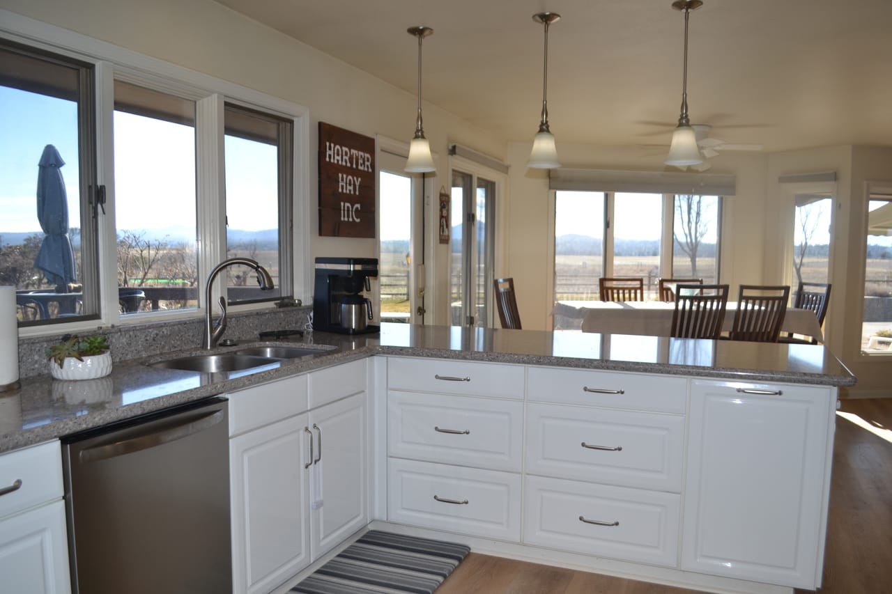 Listing Image 460