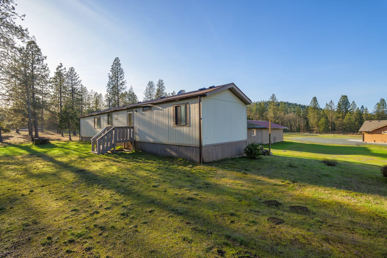 Listing Image 78