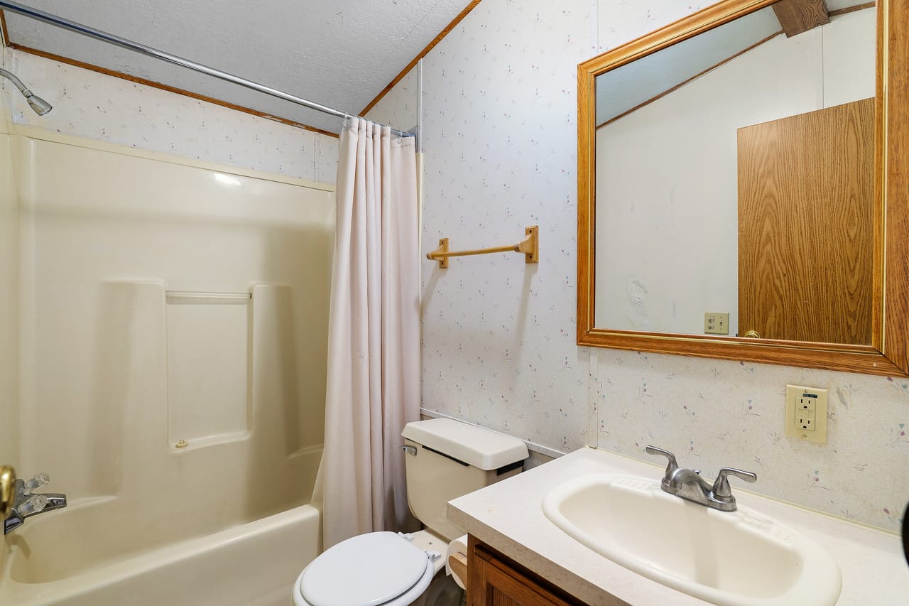 Listing Image 109