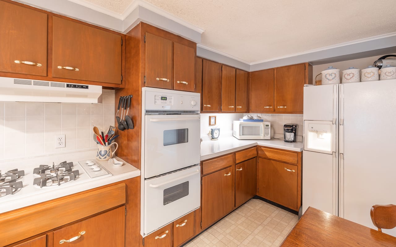 Listing Image 142