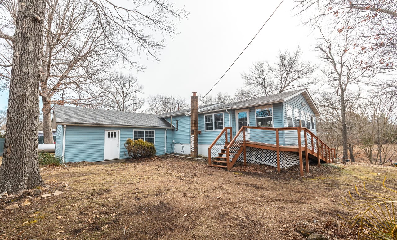 Listing Image 17