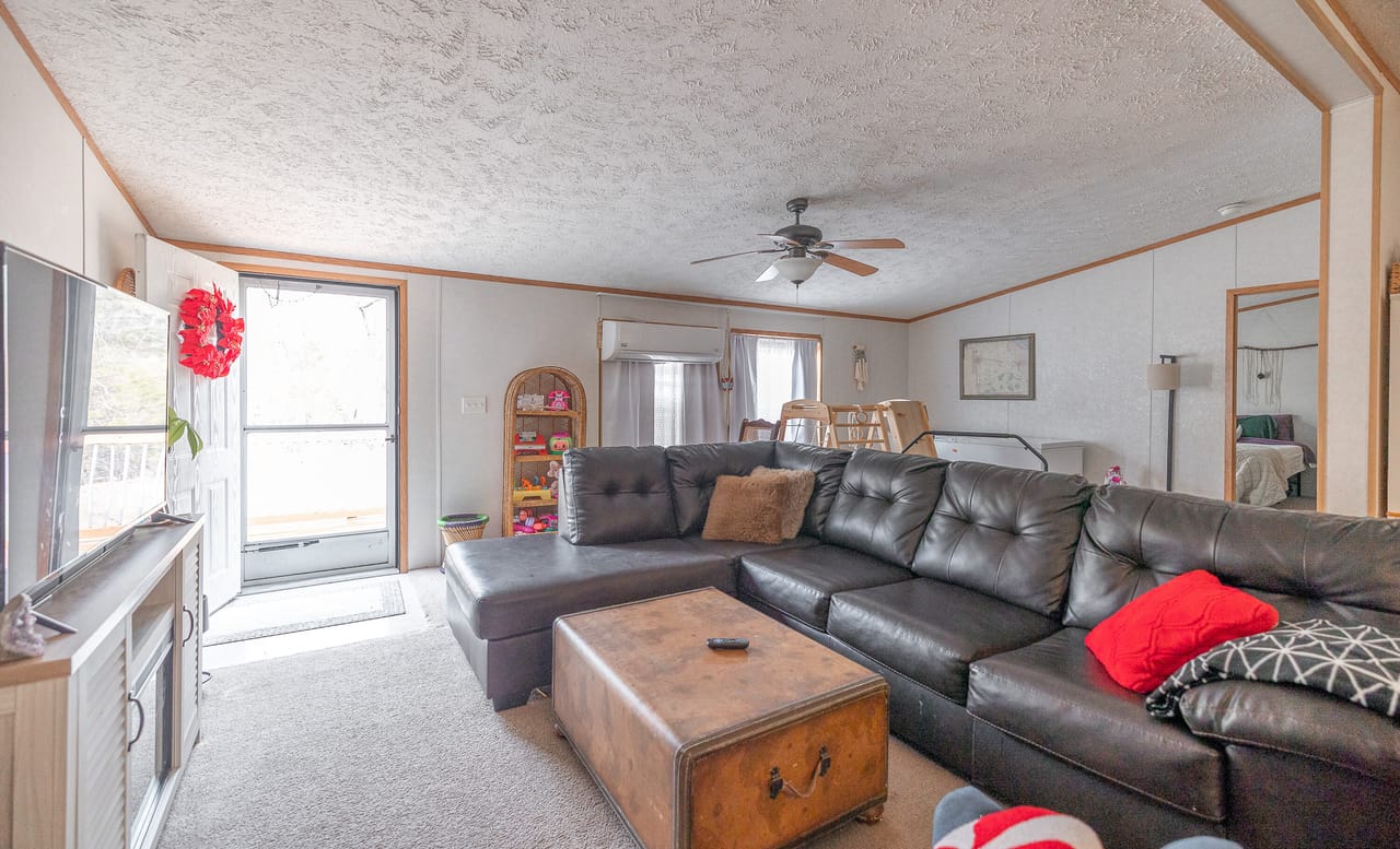Listing Image 78