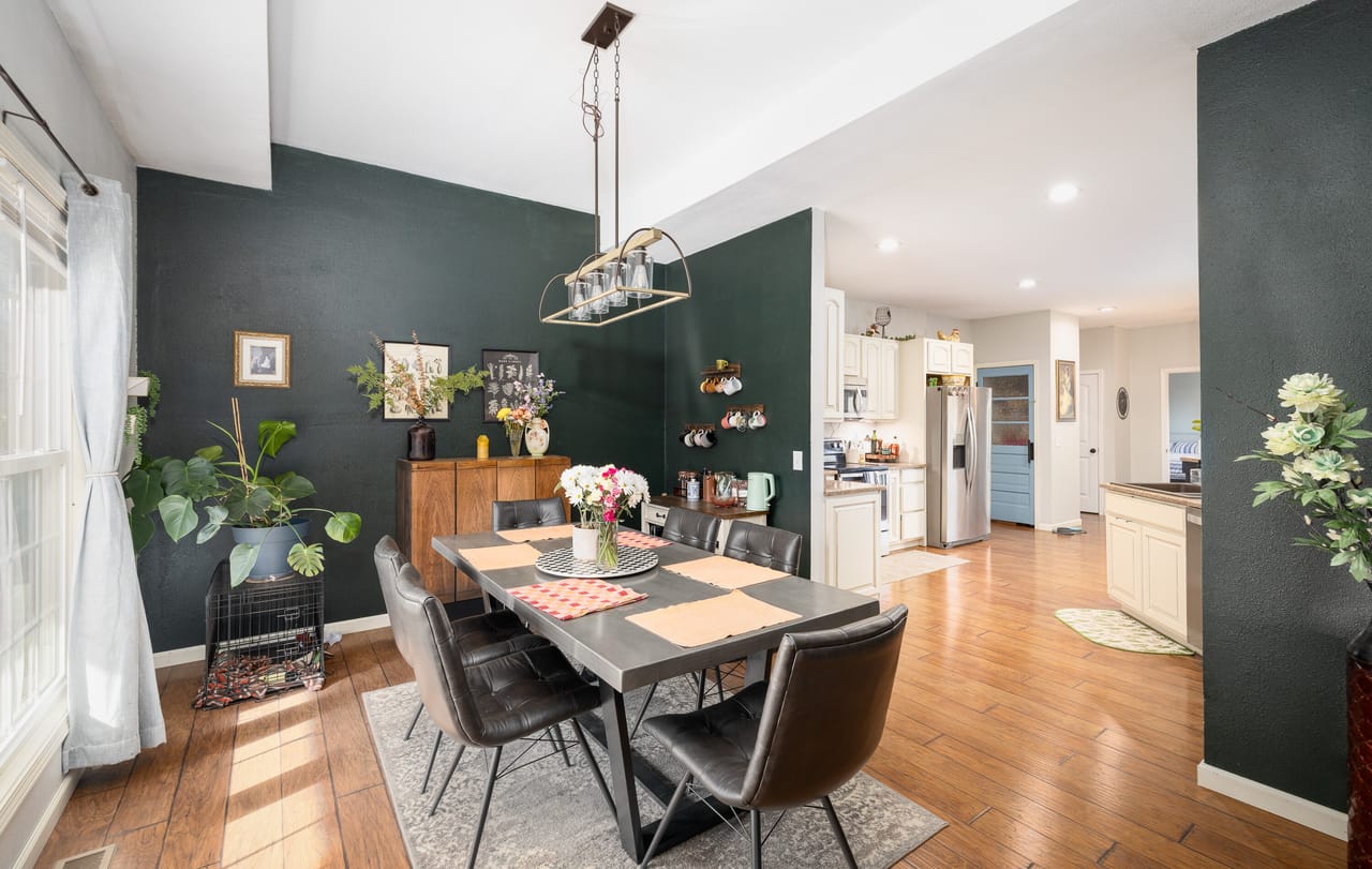 Listing Image 132