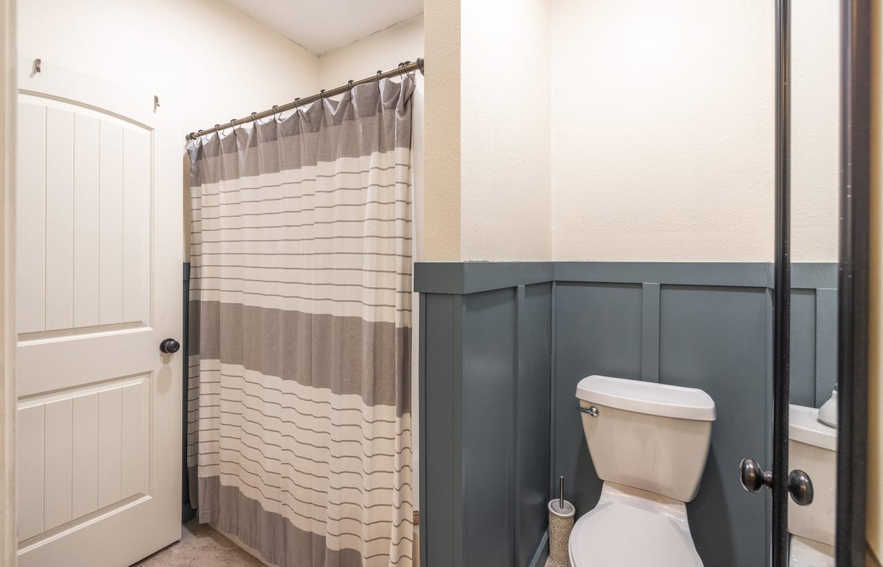 Listing Image 136