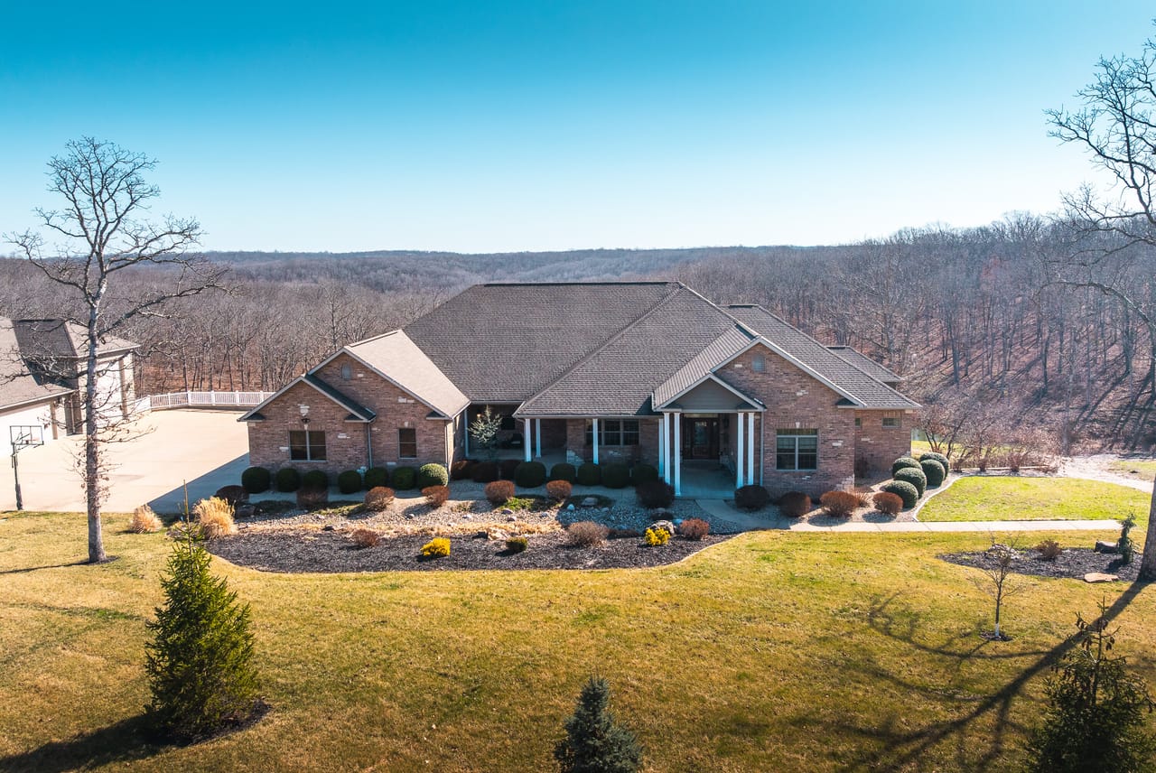 The Hickory Ridge Mansion