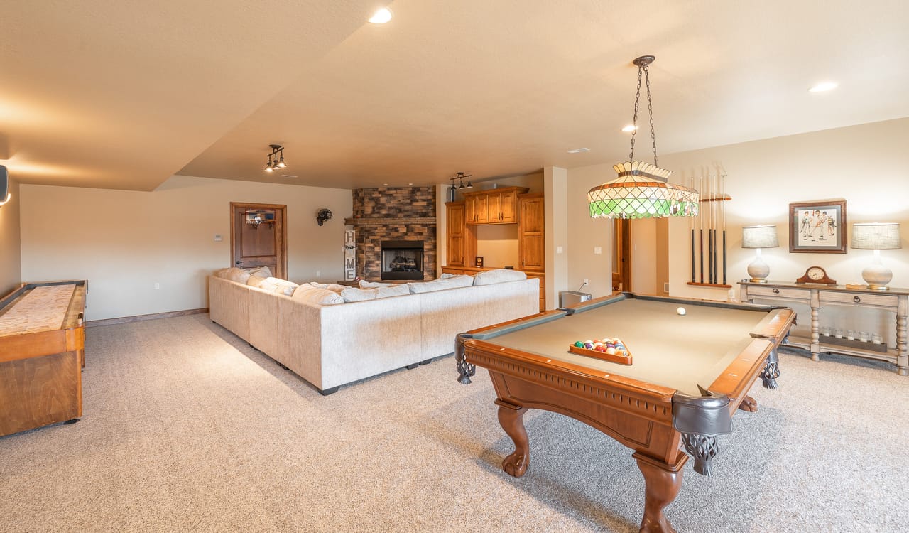 The Hickory Ridge Mansion