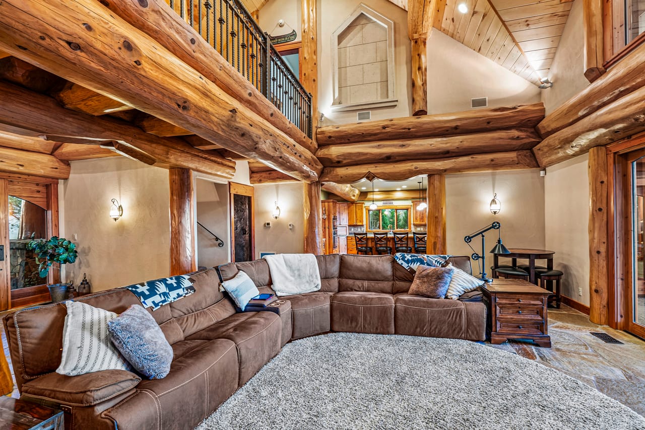 Listing Image 102