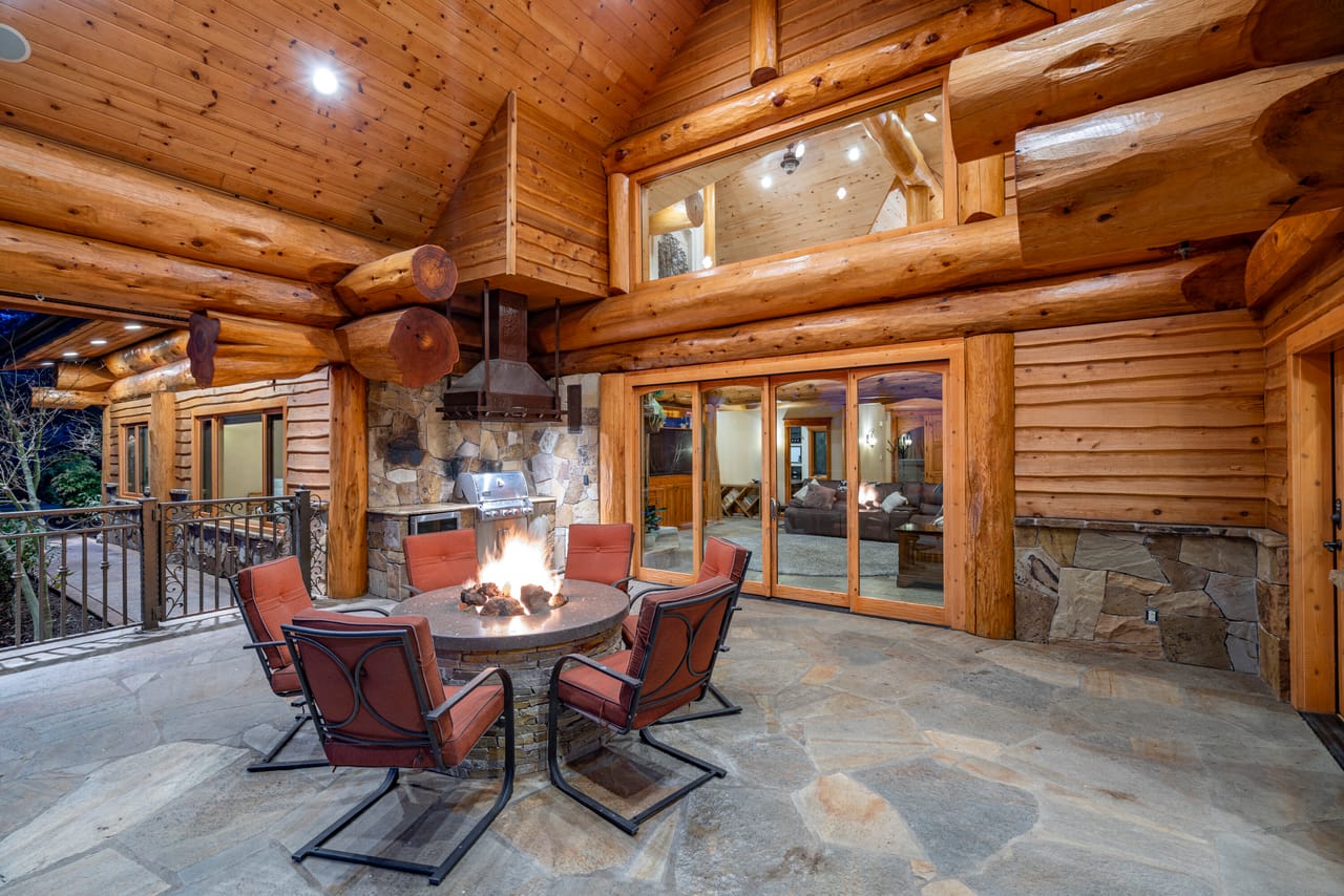 Listing Image 128