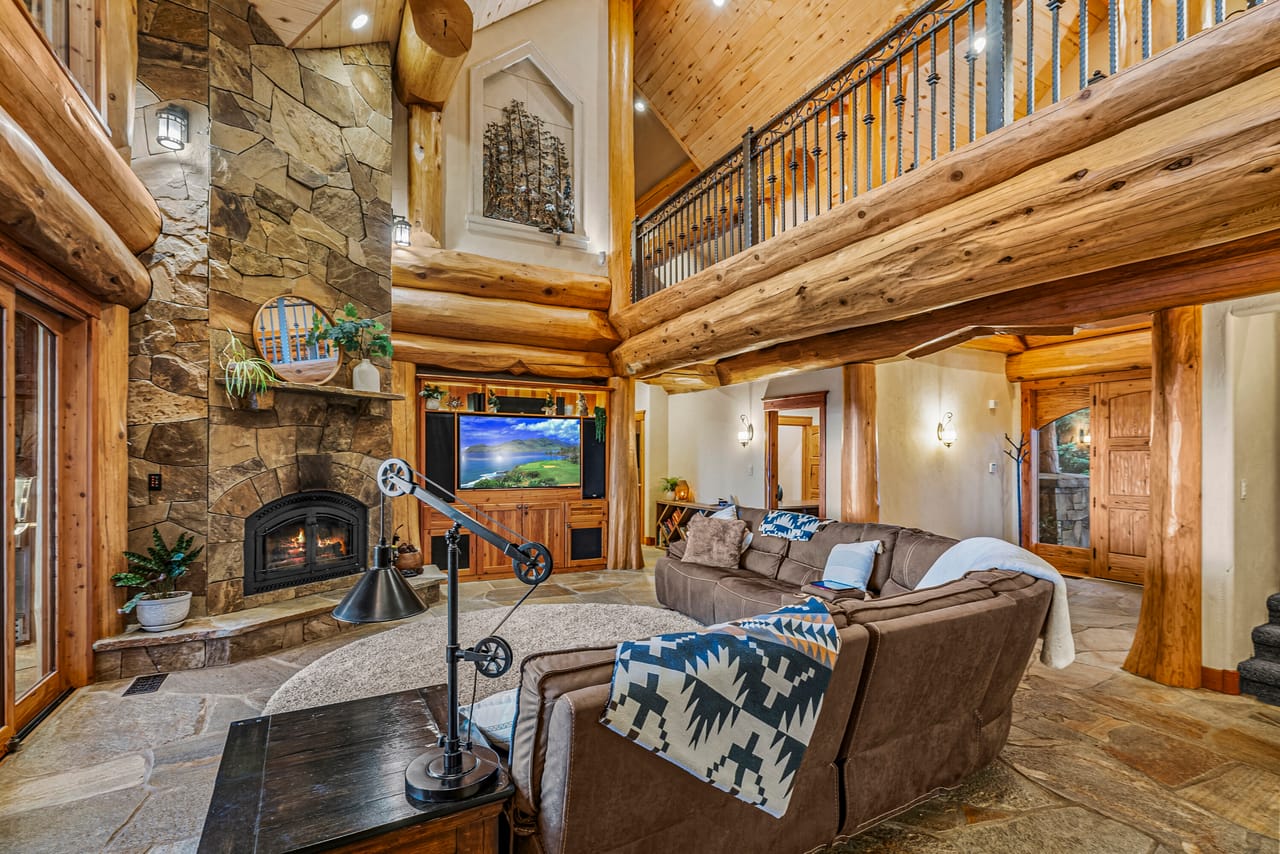 Listing Image 138