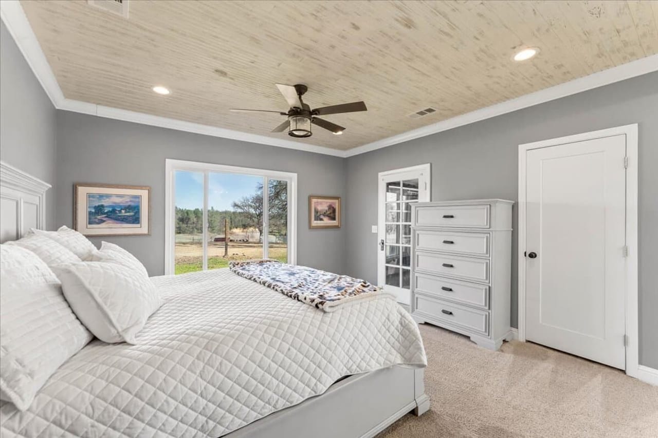Listing Image 120