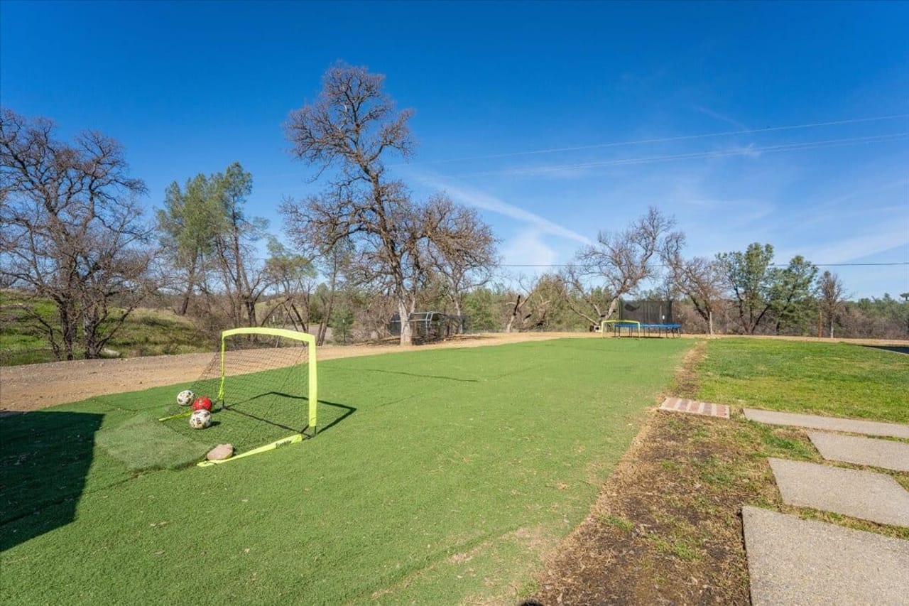 Listing Image 68