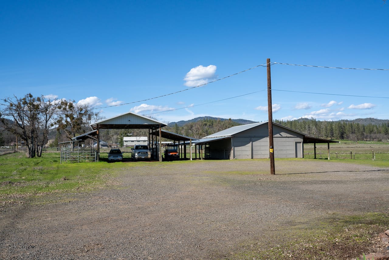 Listing Image 41