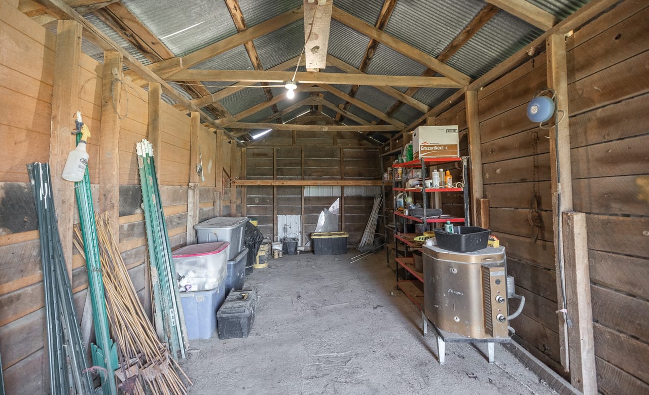 Listing Image 33