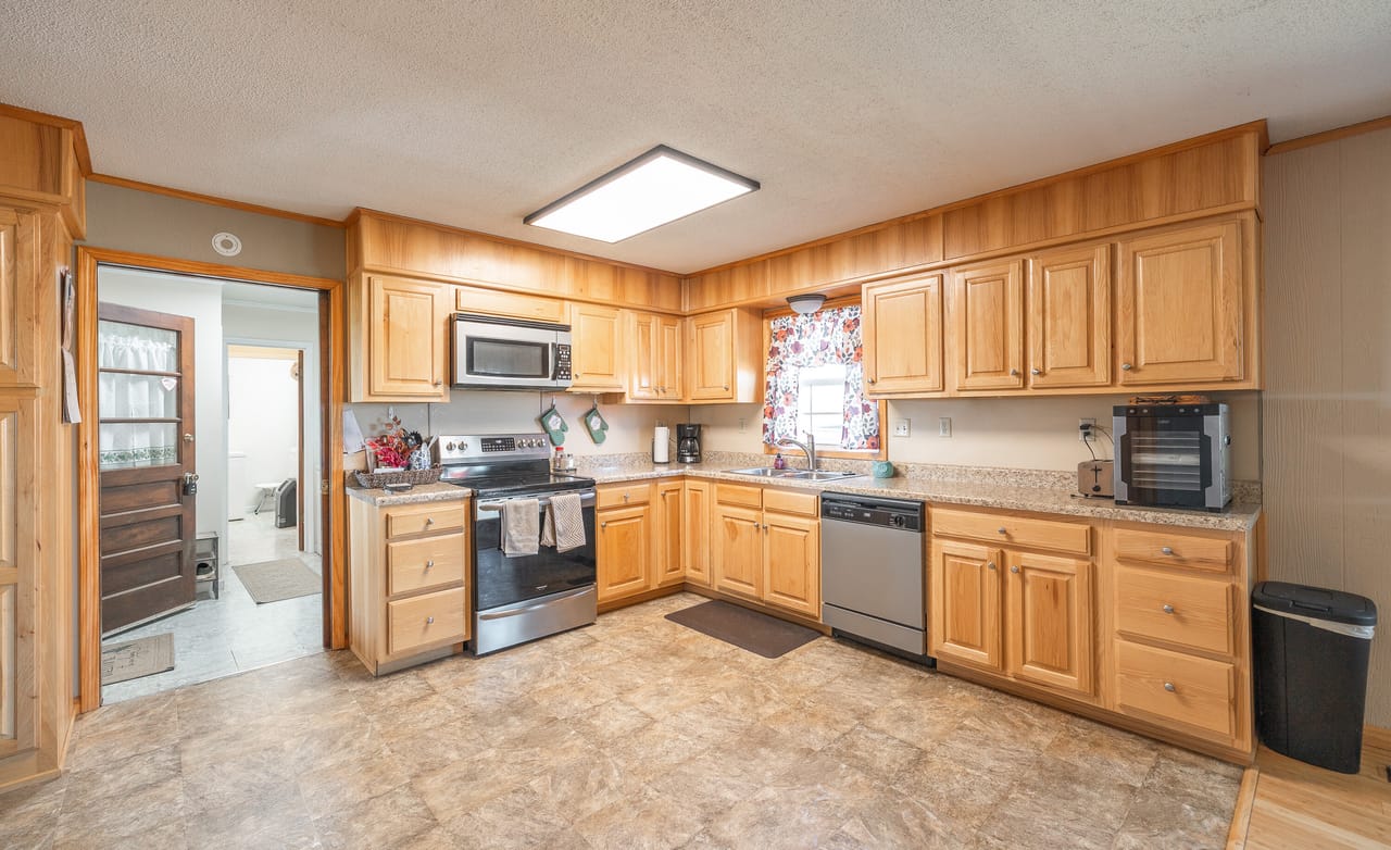 Listing Image 65