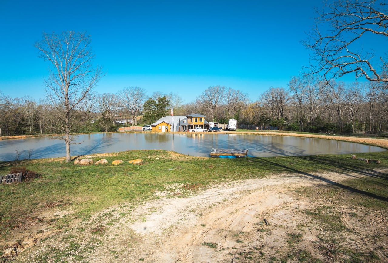 Listing Image 5