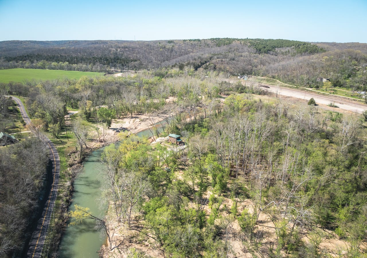 Tight Lines Lodge