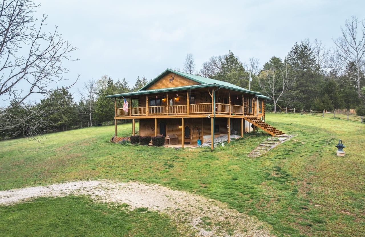 Listing Image 5