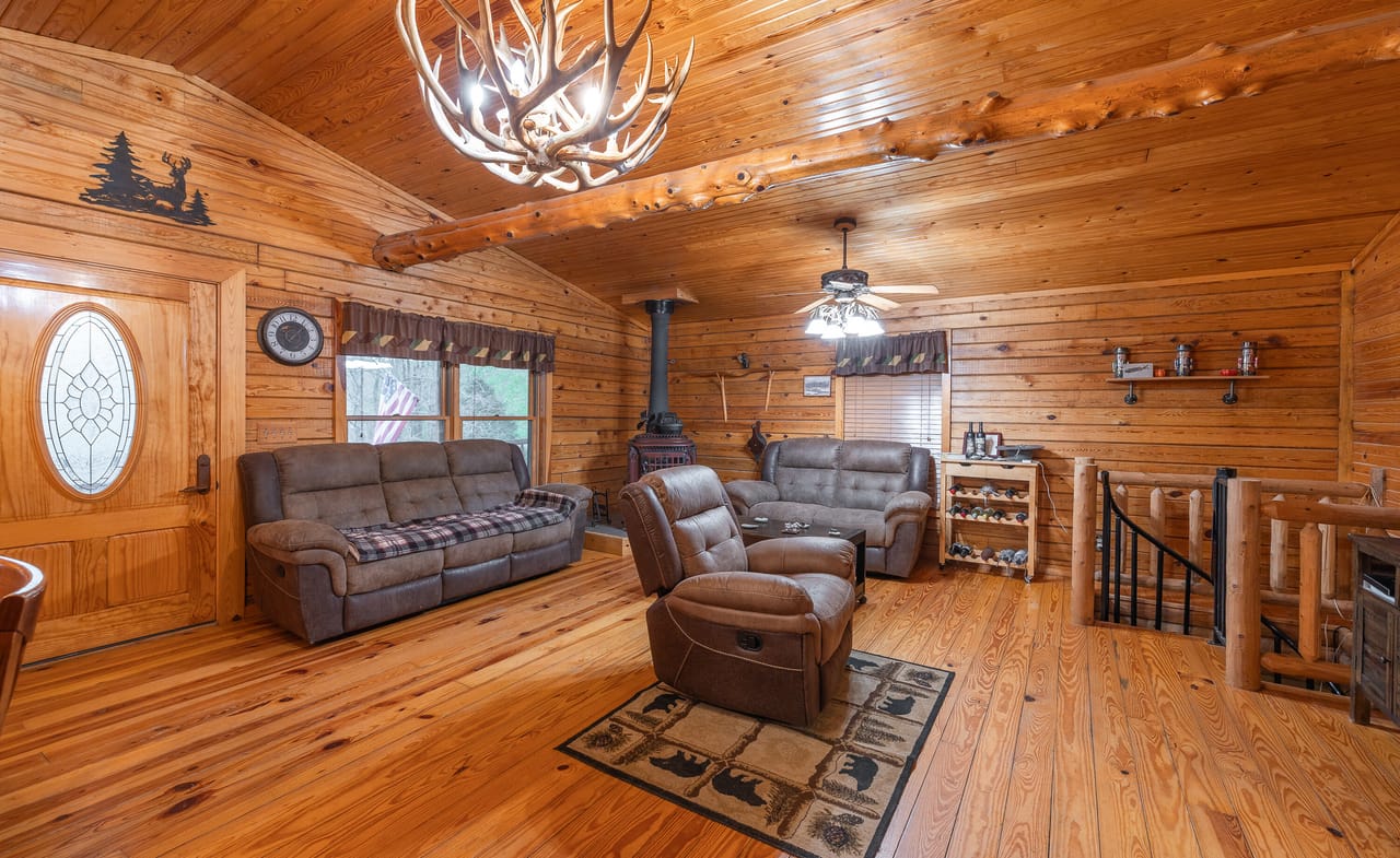 Listing Image 12