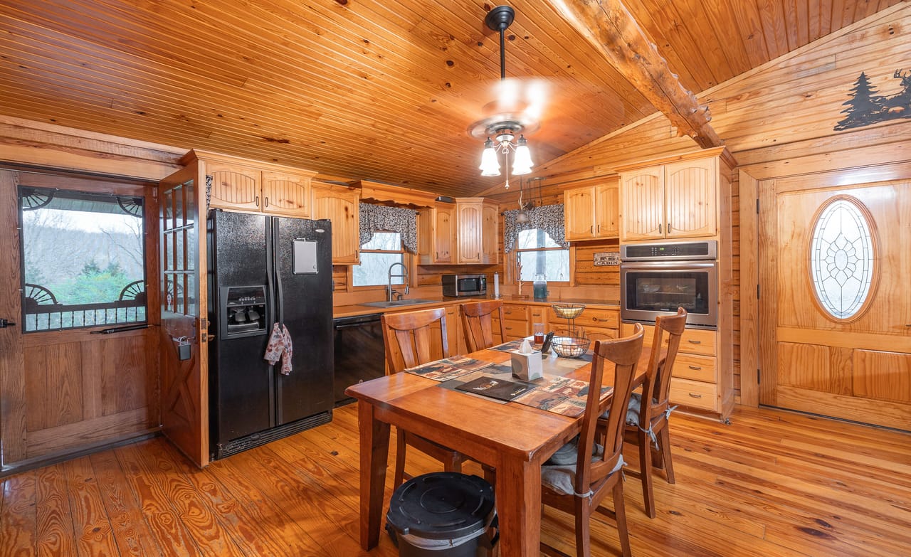 Listing Image 15