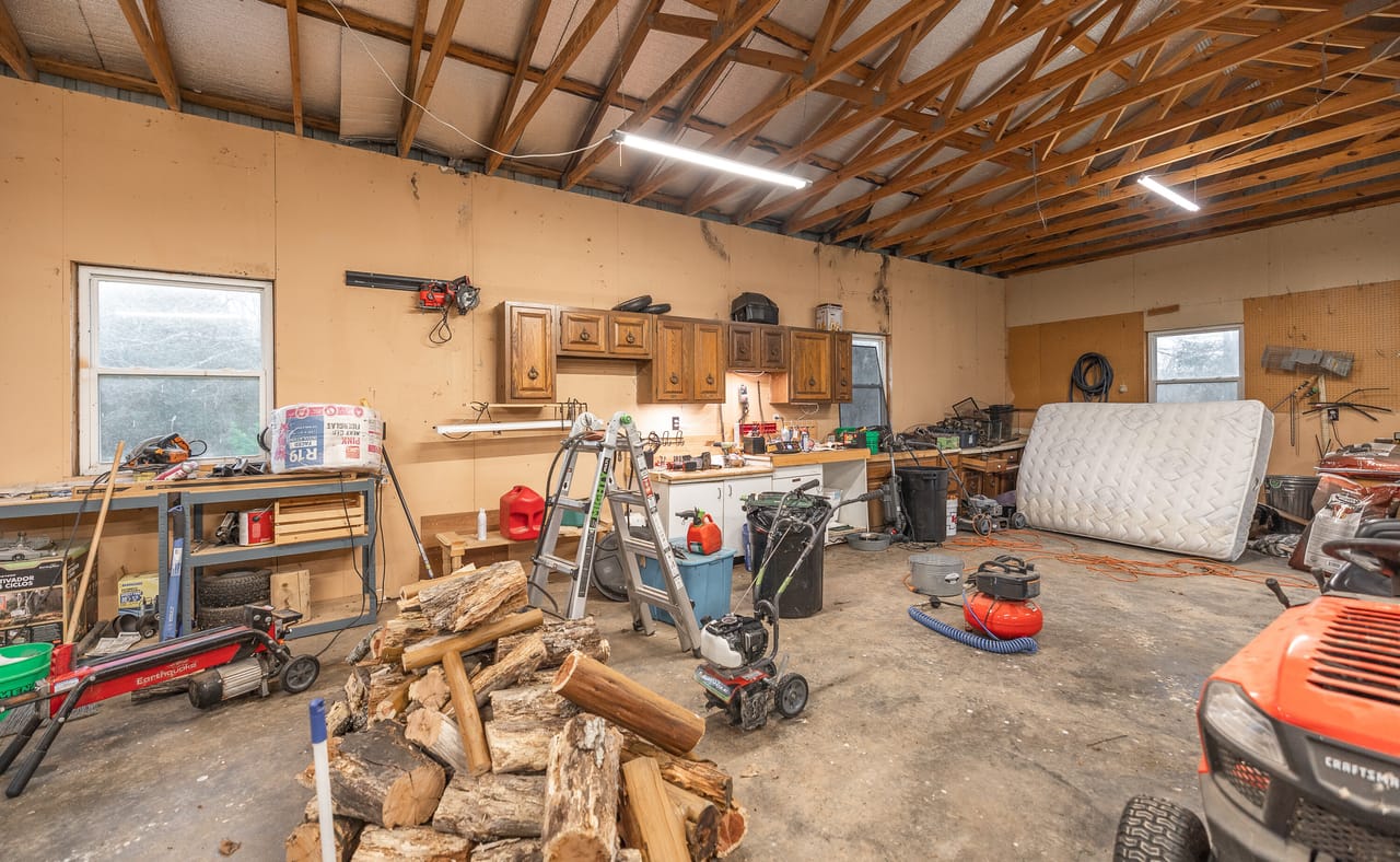Listing Image 32