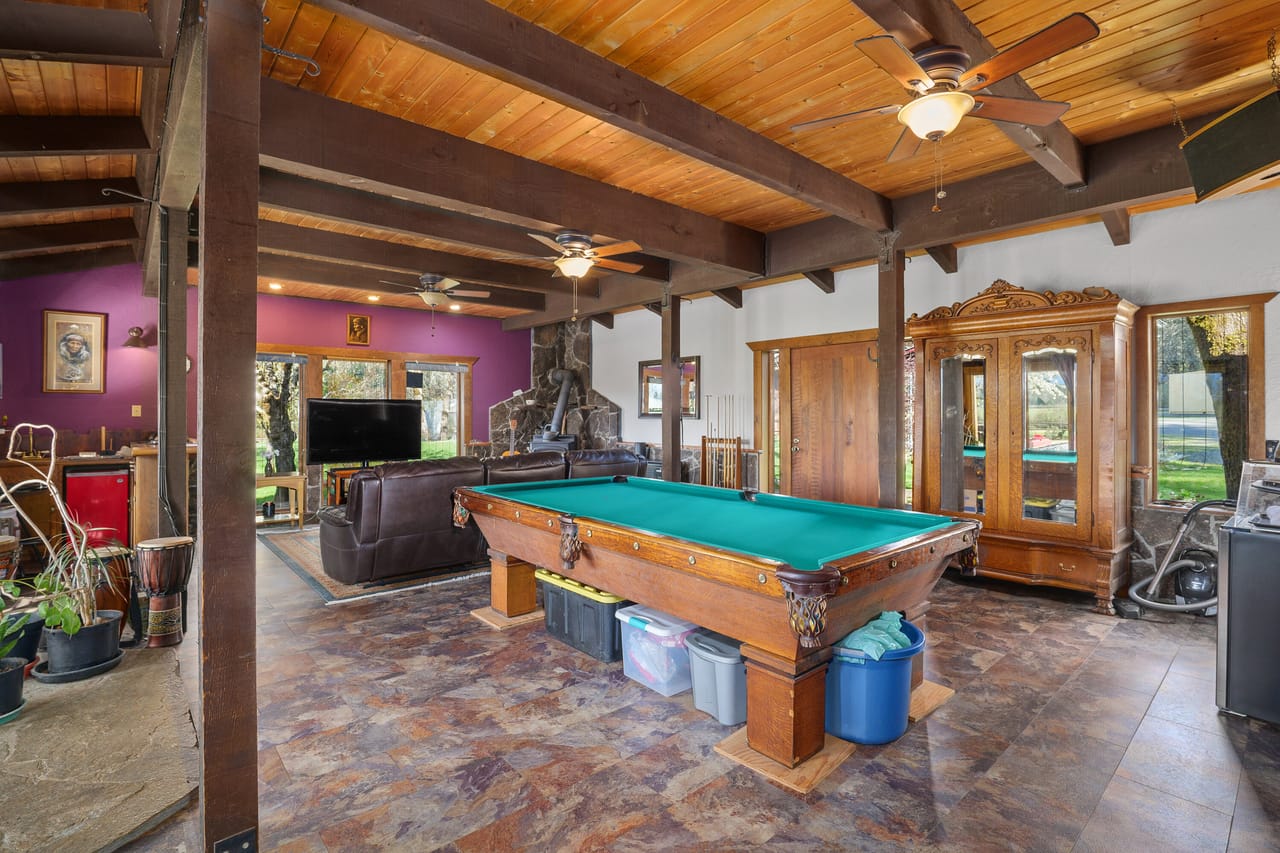 Listing Image 105