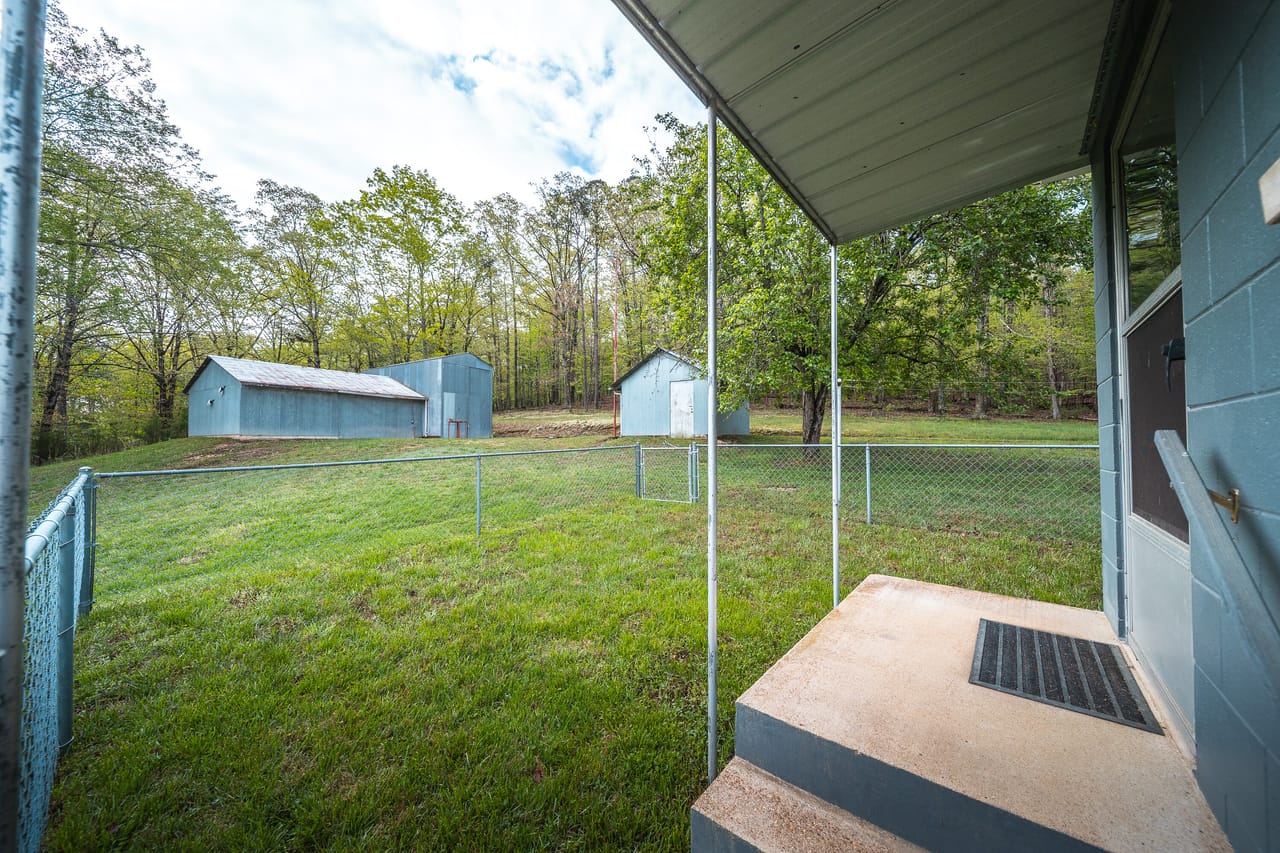 Listing Image 11