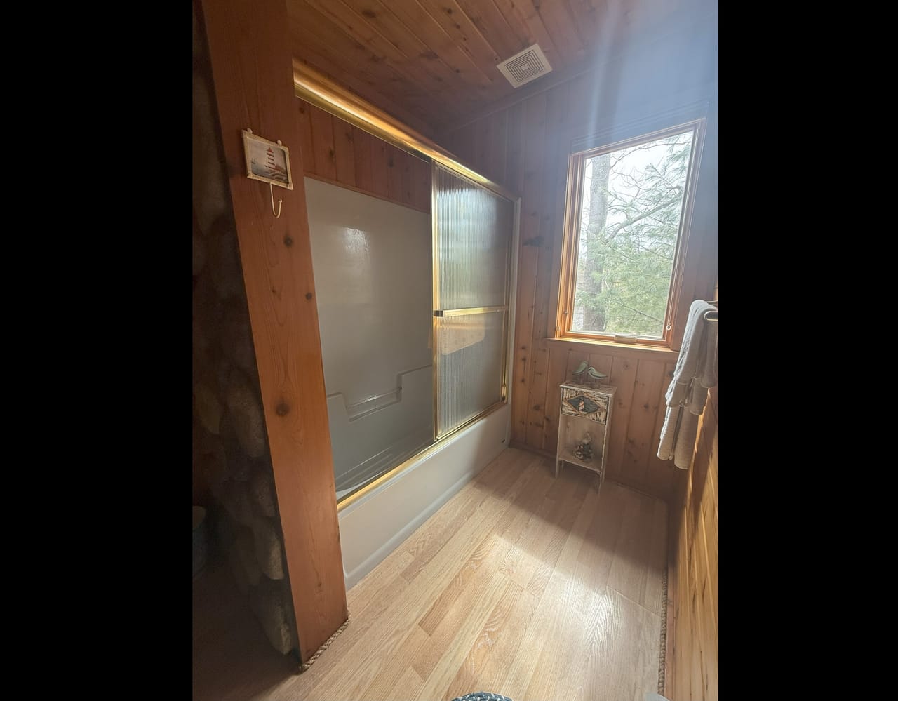 Prestigious Harbor Refuge Lakefront Home 50172420