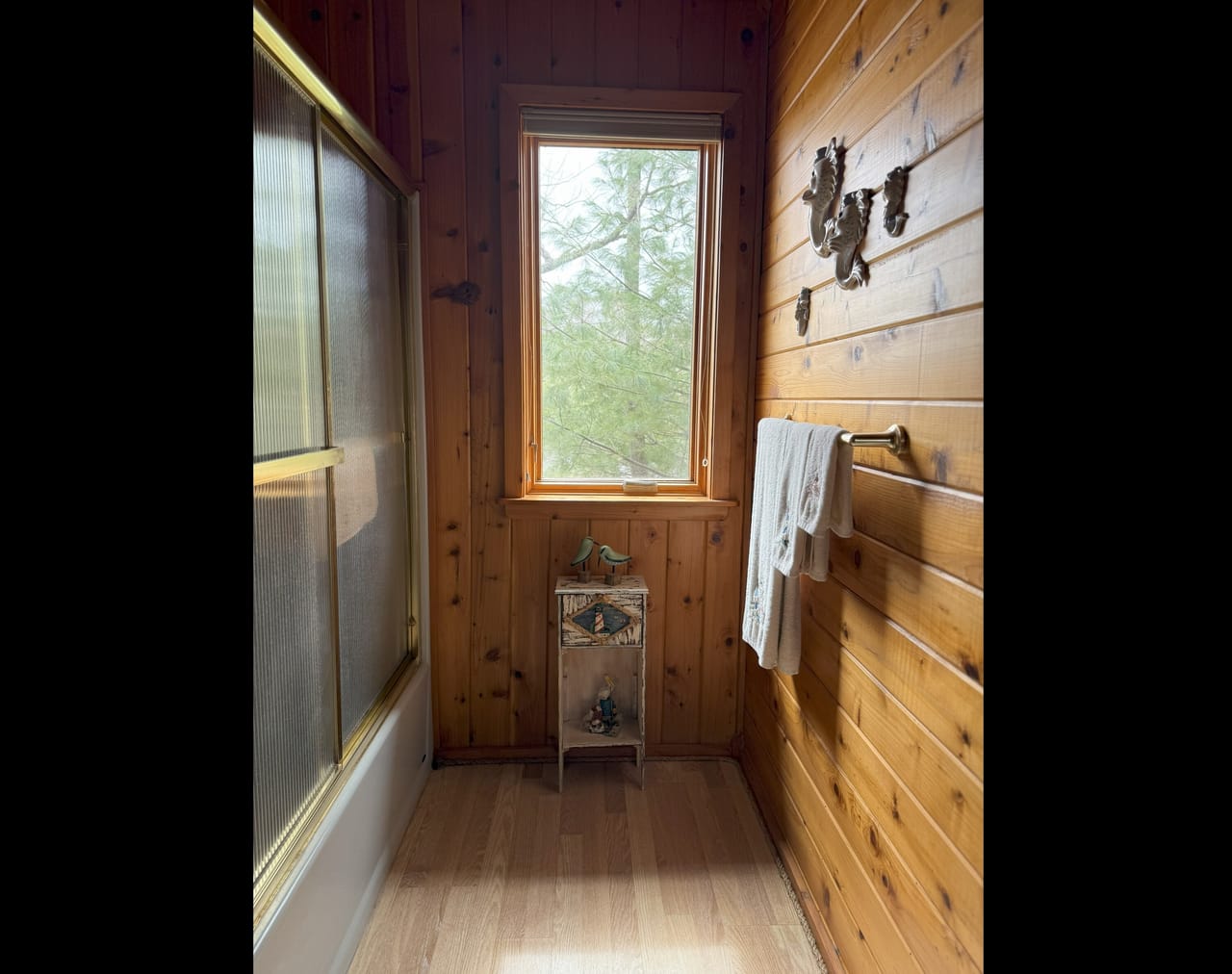 Prestigious Harbor Refuge Lakefront Home 50172420