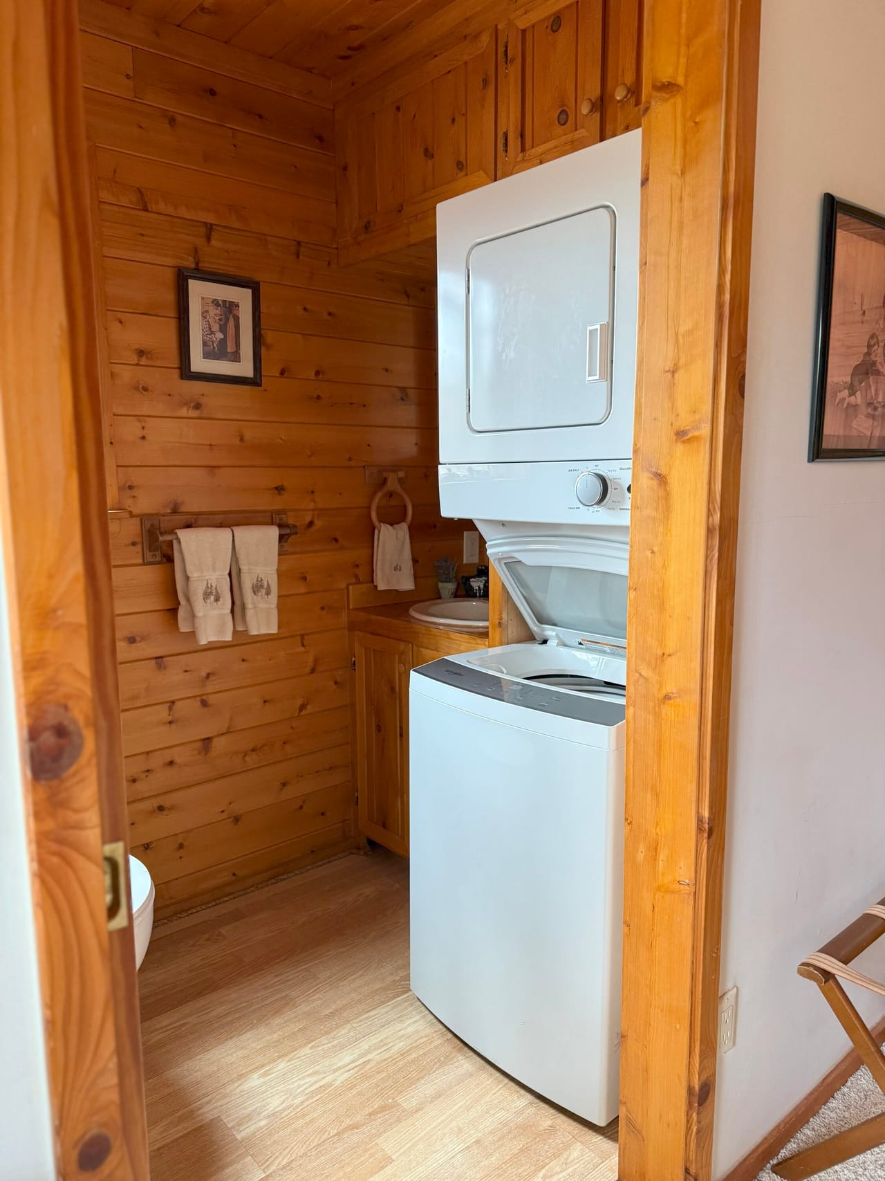 Prestigious Harbor Refuge Lakefront Home 50172420