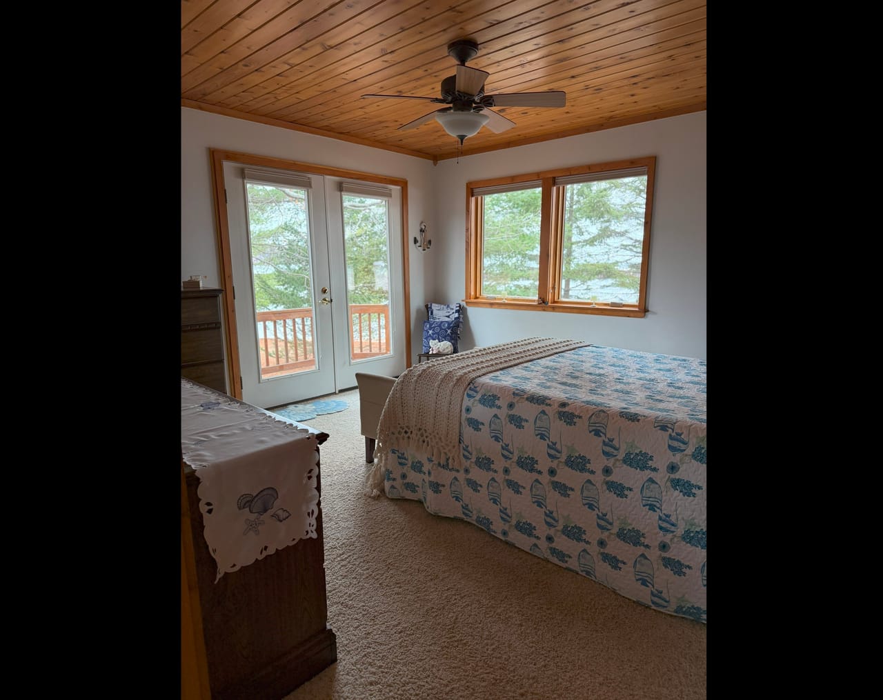 Prestigious Harbor Refuge Lakefront Home 50172420