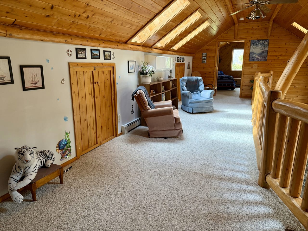 Prestigious Harbor Refuge Lakefront Home 50172420