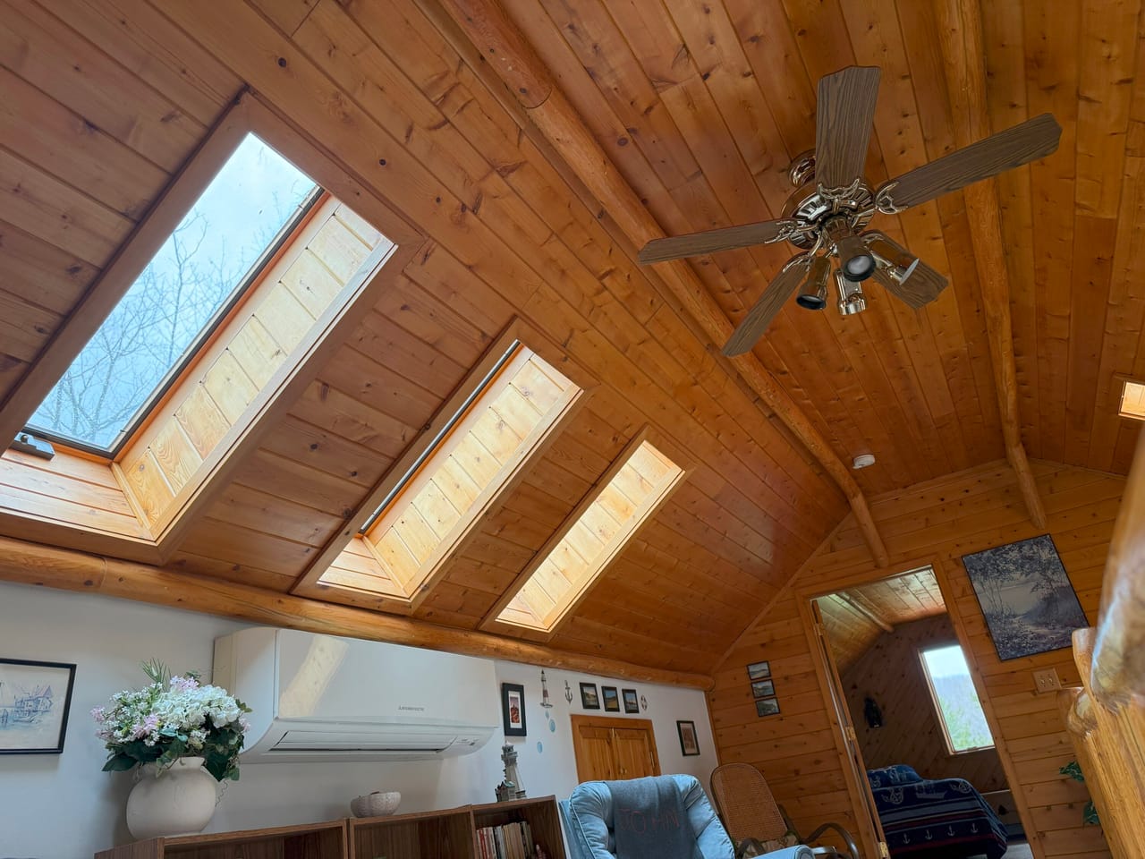 Prestigious Harbor Refuge Lakefront Home 50172420