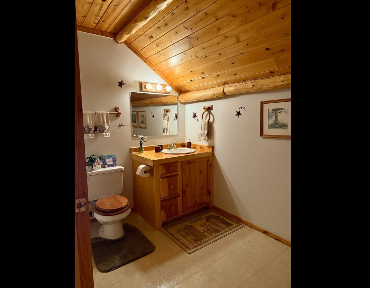 Prestigious Harbor Refuge Lakefront Home 50172420