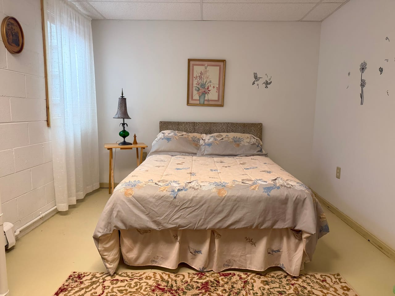 Prestigious Harbor Refuge Lakefront Home 50172420