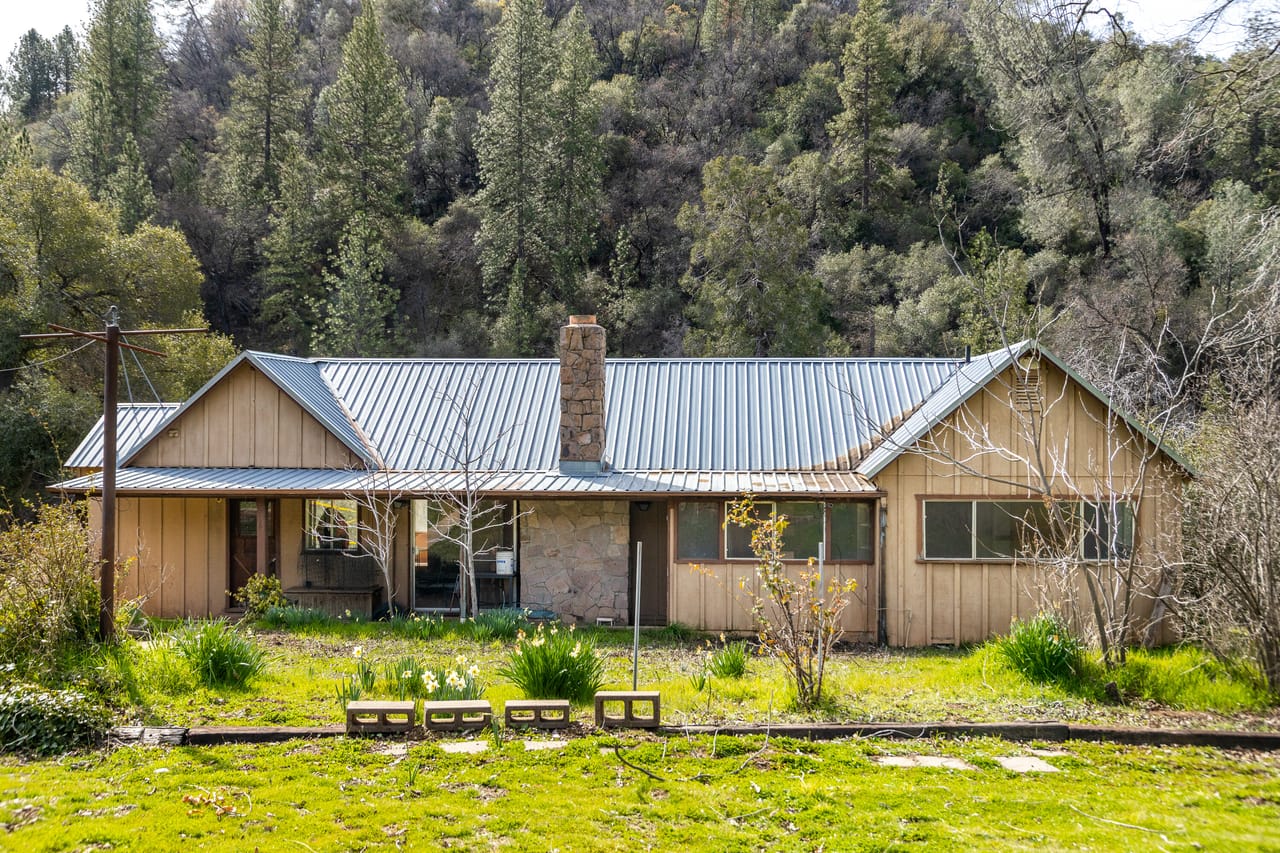 Listing Image 19