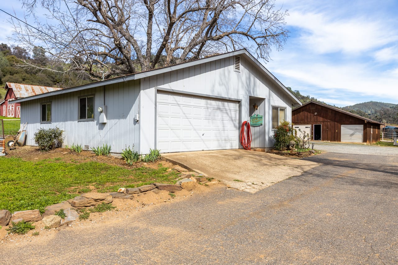 Listing Image 48