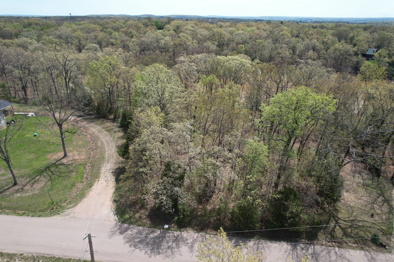 Lake lot Terre Du Lac