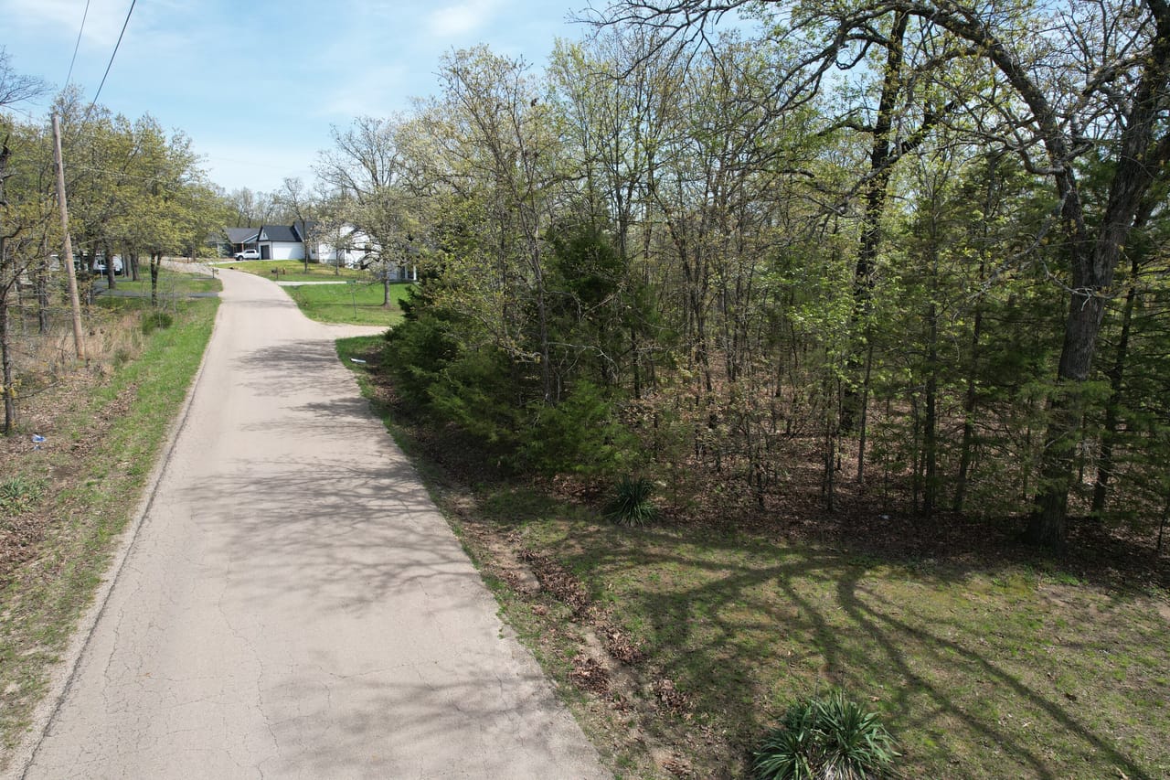 Lake lot Terre Du Lac