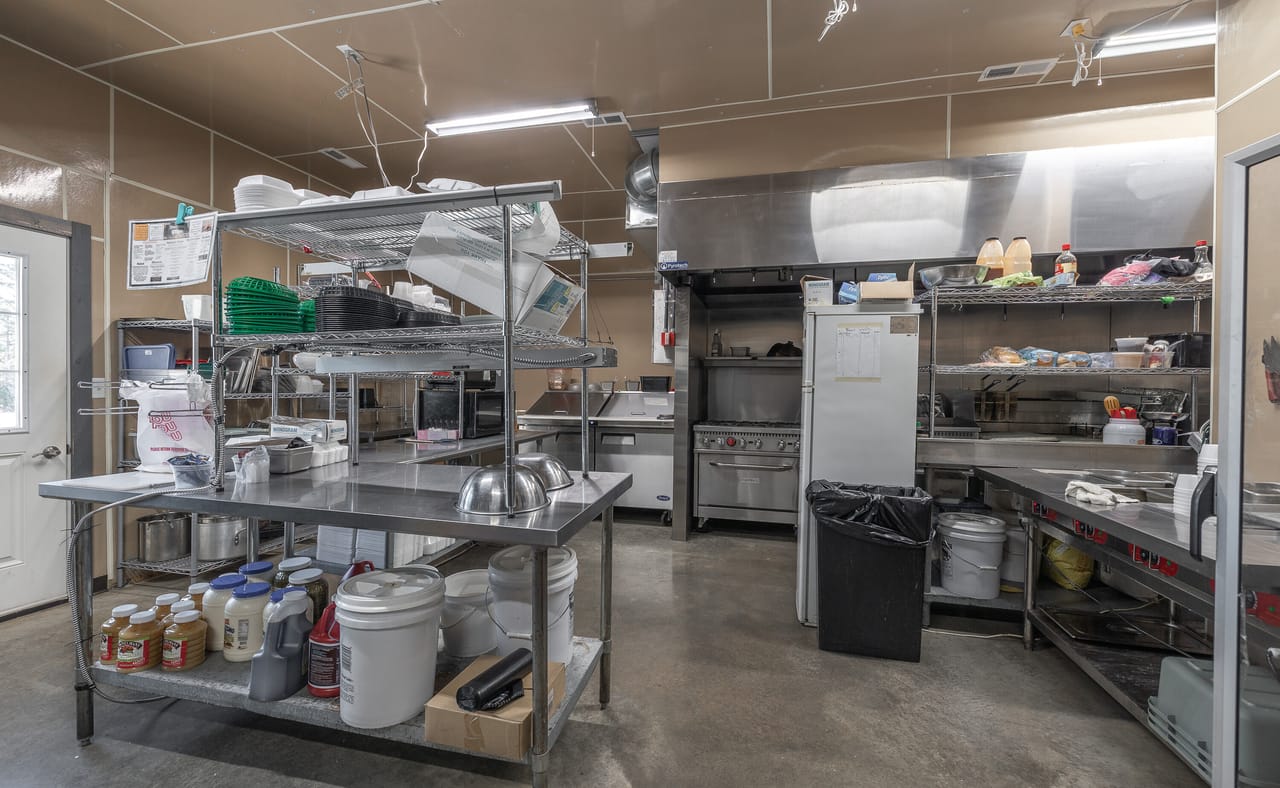 TNT Smokehouse