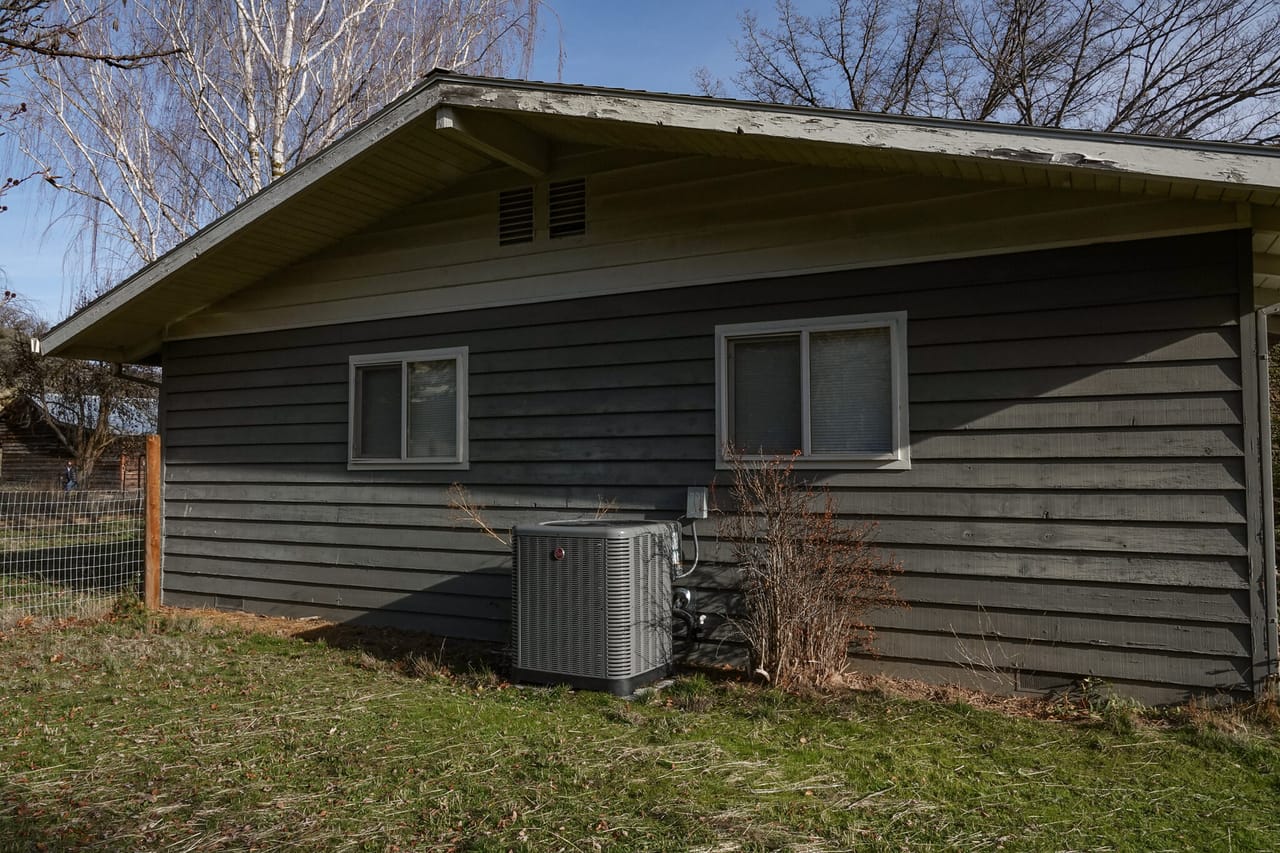 Listing Image 73