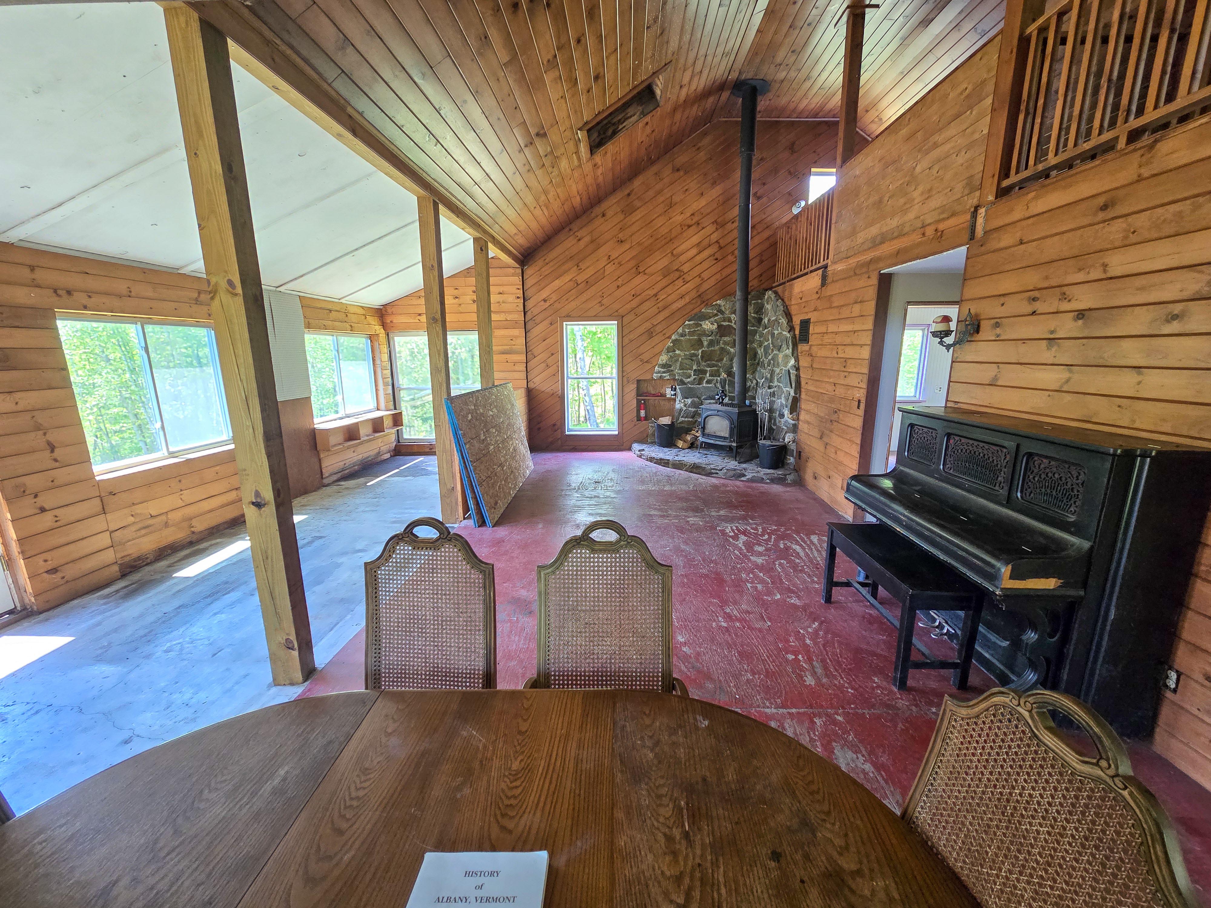 Listing Image 20