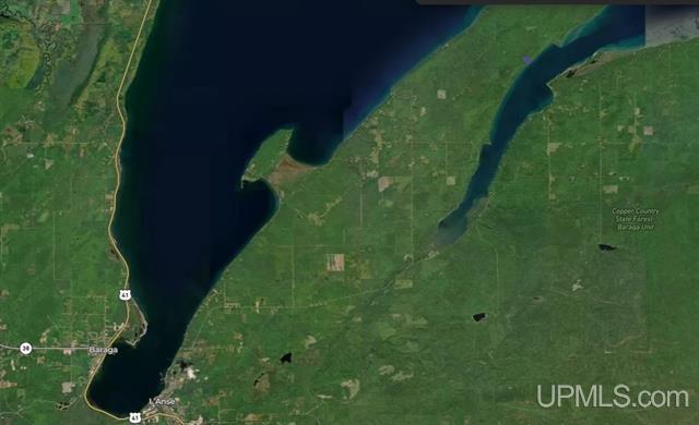 Lake Superior Waterfront 50176291