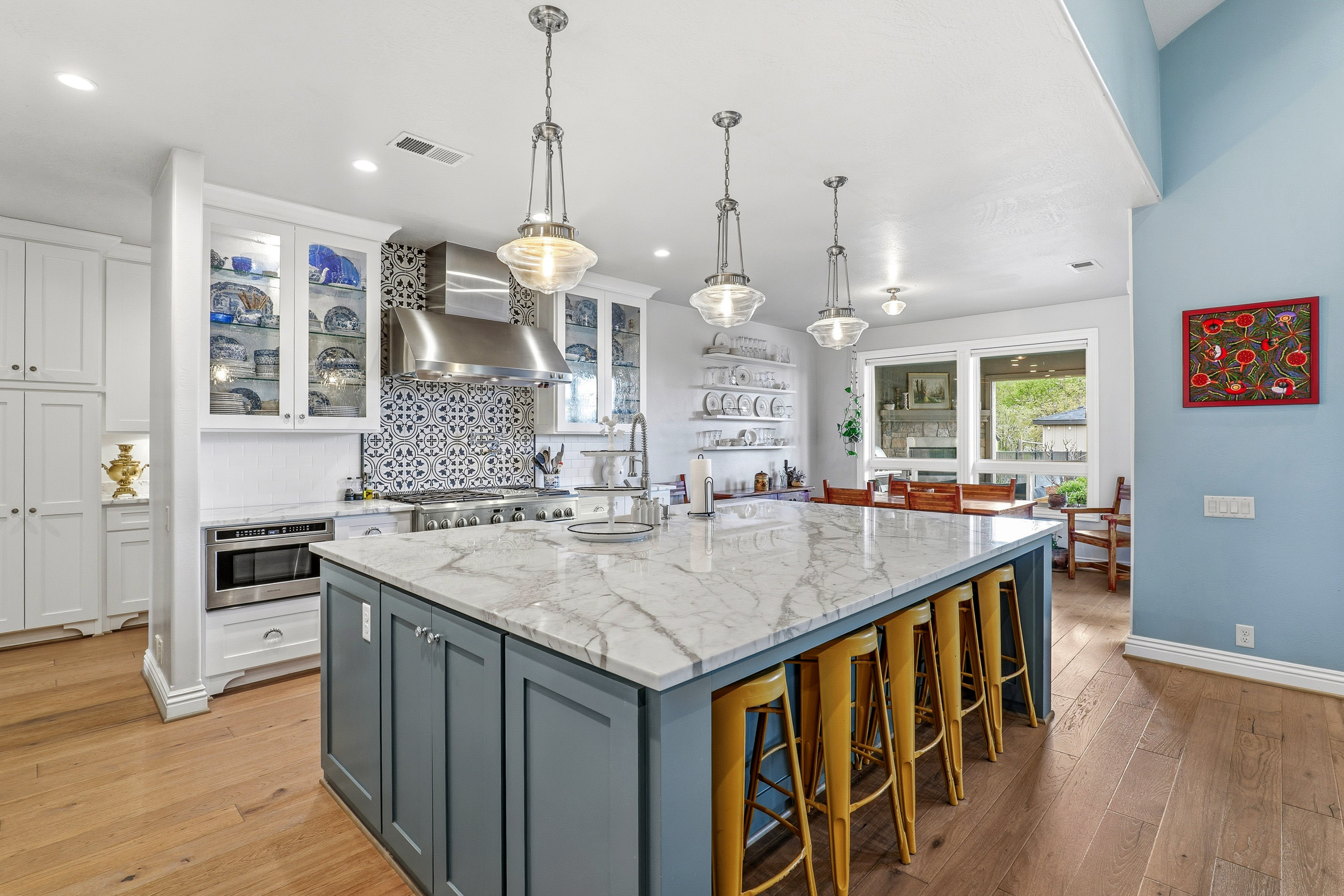 Listing Image 15