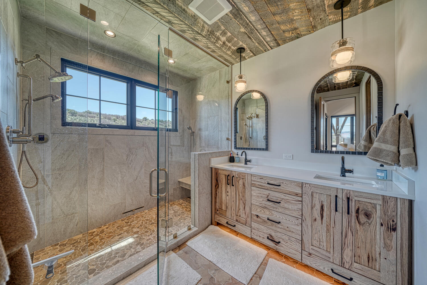 An heirloom-quality ranch estate set on 100 private acres at Maytag Mountain Ranch.