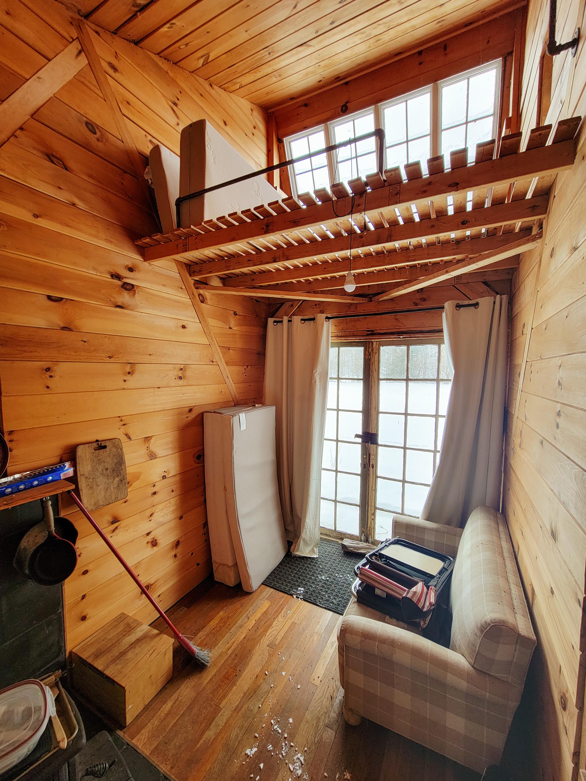 12 Meadowbrook Ln - Chelsea