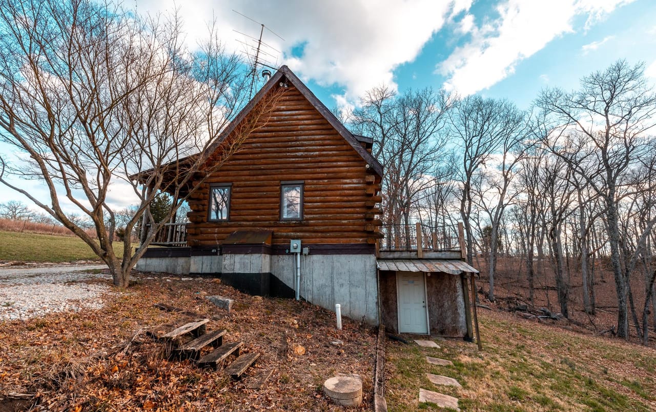 Listing Image 79