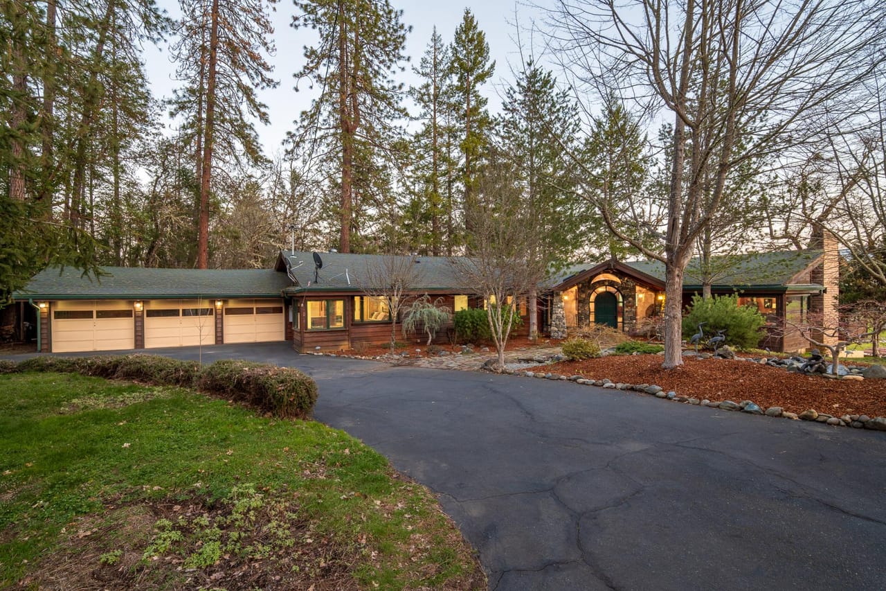 Listing Image 56